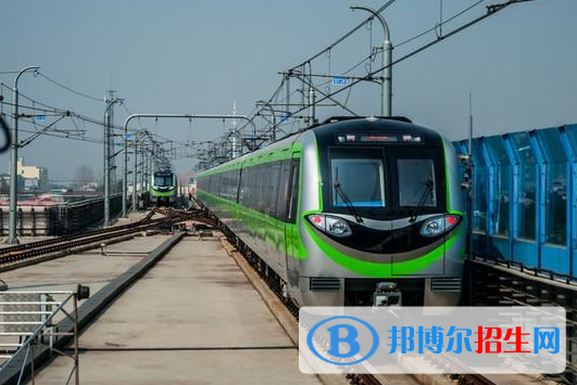 河南2020年鐵路學(xué)校專業(yè)學(xué)什么