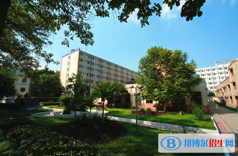 重慶能源工業(yè)技師學(xué)院地址在哪里