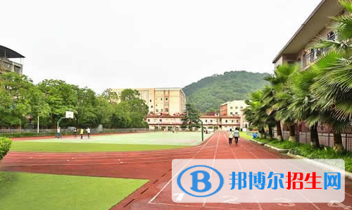 重慶微電子工業(yè)學校怎么樣、好不好