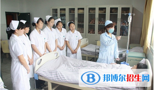 重慶2022年衛(wèi)校適合女生學嗎