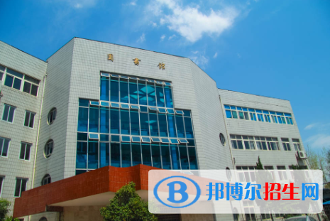 江西現(xiàn)代技師學(xué)院怎么樣、好不好