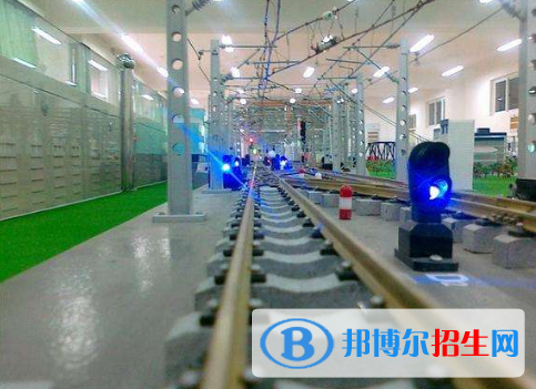 廣西2020年男生在鐵路學校學什么好