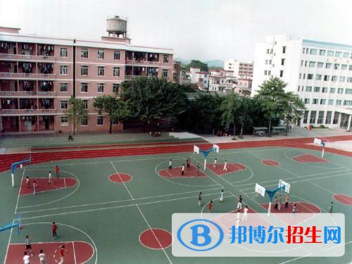 內(nèi)江川威技工學校網(wǎng)站網(wǎng)址