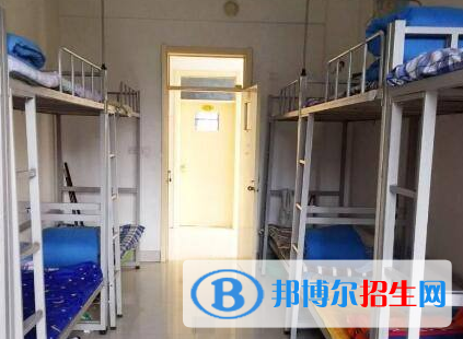 重慶公共交通技工學校2020年宿舍條件