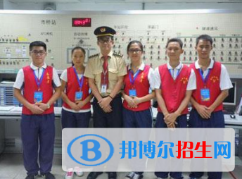 廣西2020年男生讀鐵路學校學什么好