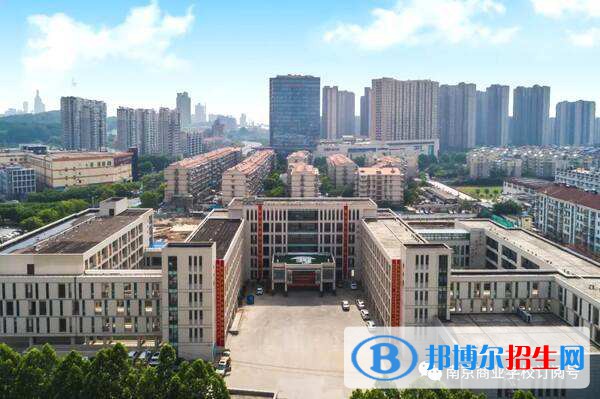 南京商業(yè)學(xué)校怎么樣、好不好