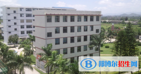 博白職業(yè)中等專業(yè)學(xué)校2020年報(bào)名條件、招生要求、招生對(duì)象 
