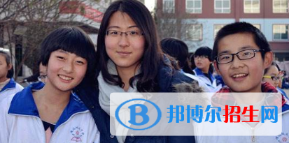 甘肅經(jīng)濟(jì)貿(mào)易學(xué)校2020年報(bào)名條件、招生要求、招生對(duì)象