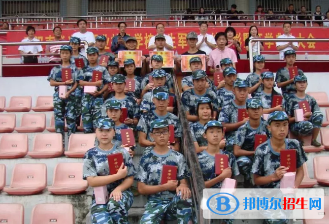 武漢南華光電職業(yè)技術學校6