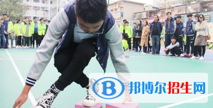白銀西北信息工程學(xué)校2020年招生辦聯(lián)系電話