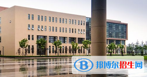 長(zhǎng)安汽車(集團(tuán))有限責(zé)任公司技工學(xué)校2020年招生辦聯(lián)系電話