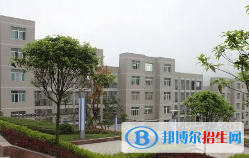 重慶彭水縣職業(yè)教育中心2020年報名條件、招生要求、招生對象