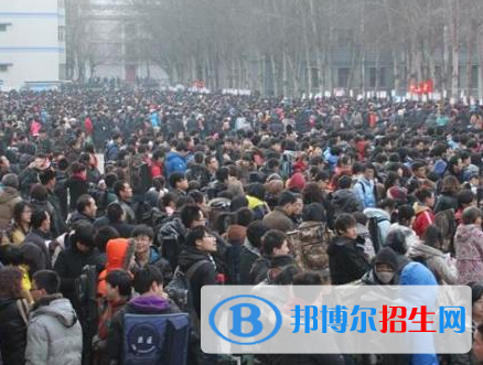 河南2020年鐵路學(xué)校中專升大?？际裁? width=