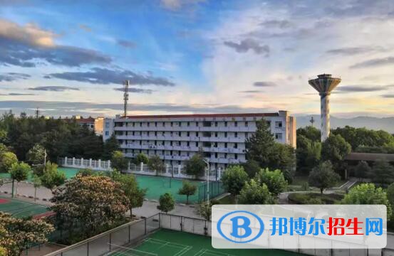 浙江東陽(yáng)技術(shù)學(xué)校2020年招生簡(jiǎn)章