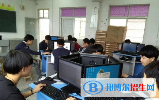 南城職業(yè)中等專業(yè)學(xué)校2020年報名條件、招生要求、招生對象