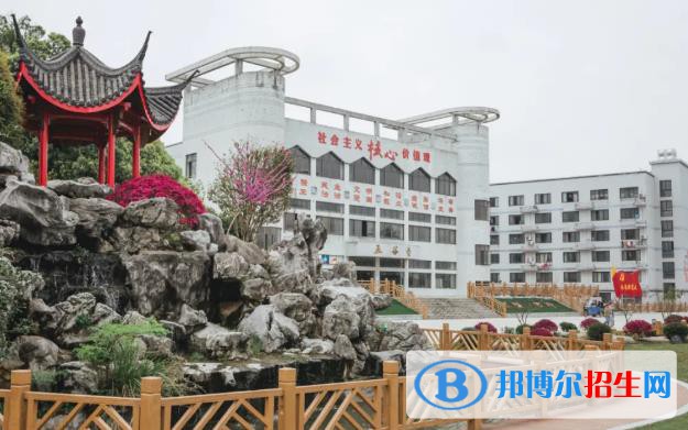 金華九峰職業(yè)技術(shù)學(xué)校2020年宿舍條件