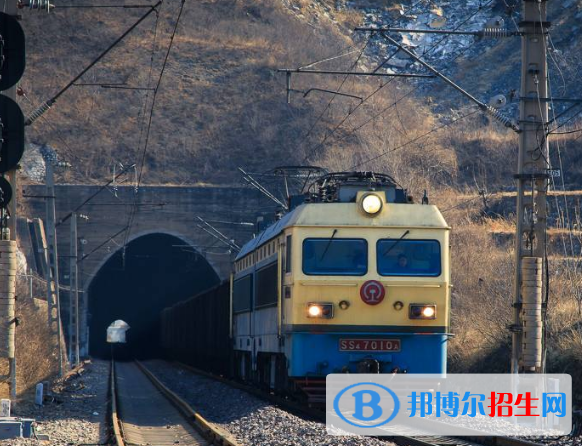 廣西2020年哪個(gè)鐵路學(xué)校比較好就業(yè)