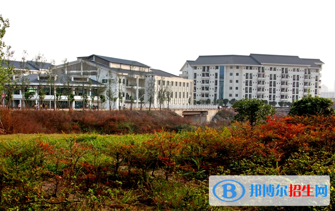 重慶農(nóng)業(yè)機械化學(xué)校2020年報名條件、招生要求、招生對象