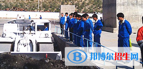 金昌農(nóng)墾技工學(xué)校2020年報(bào)名條件、招生要求、招生對(duì)象