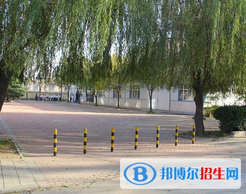 河南經(jīng)濟技術(shù)學(xué)校2021年招生辦聯(lián)系電話