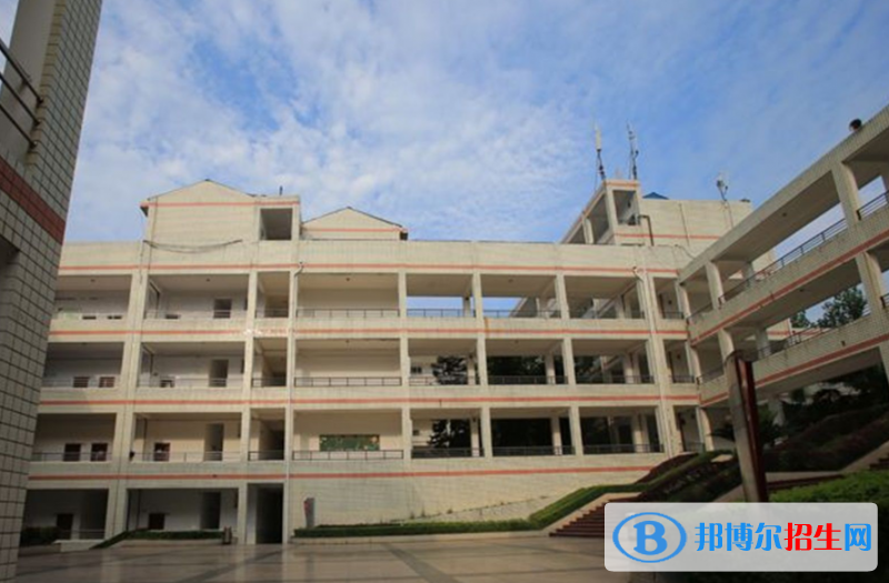 重慶萬州職業(yè)教育中心2020年報(bào)名條件、招生要求、招生對(duì)象