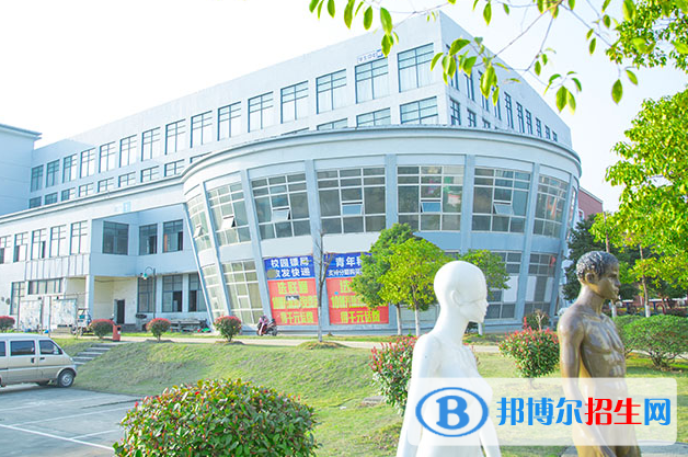 南昌運(yùn)輸職業(yè)技術(shù)學(xué)校怎么樣、好不好