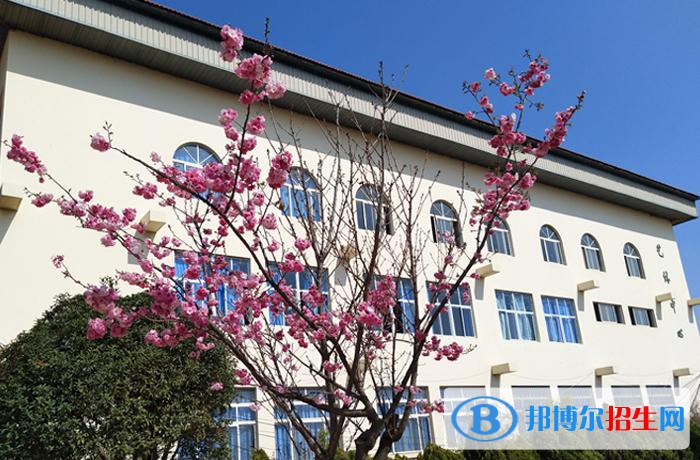 威信縣職業(yè)高級(jí)中學(xué)怎么樣、好不好