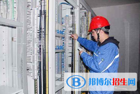 廣西2020年讀鐵路學校多少錢