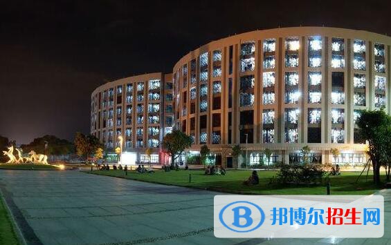 貴陽白云職業(yè)技術(shù)學(xué)校2020年報(bào)名條件、招生要求、招生對象