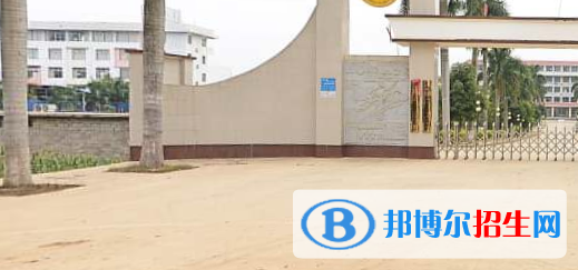 龍州職業(yè)教育中心2020年報名條件、招生要求、招生對象 