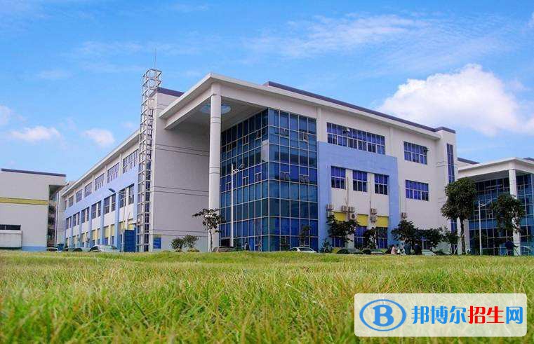 咸寧電子科技學校2020年有哪些專業(yè)