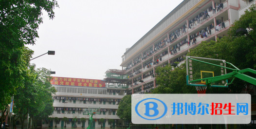 廣西商貿(mào)高級(jí)技工學(xué)校2020年報(bào)名條件、招生要求、招生對(duì)象