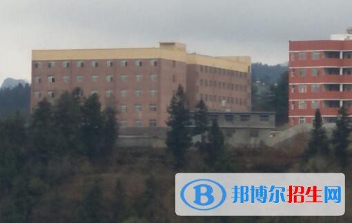 納雍中等職業(yè)學(xué)校2020年報(bào)名條件、招生要求、招生對(duì)象