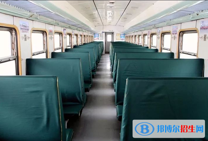 湖北2020年女生上什么鐵路學校好
