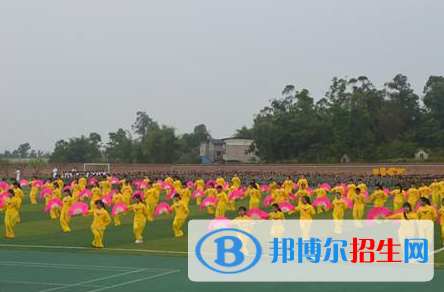 重慶梁平職業(yè)教育中心2020年報(bào)名條件、招生要求、招生對(duì)象