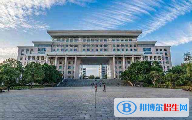 咸寧生物機(jī)電工程學(xué)校2020年招生辦聯(lián)系電話