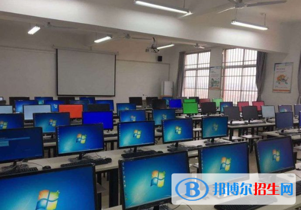 安義職業(yè)技術(shù)學校2020年報名條件、招生要求、招生對象