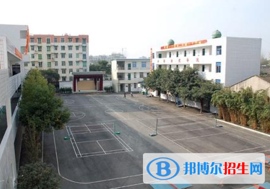 重慶華陽技工學校2020年招生辦聯(lián)系電話