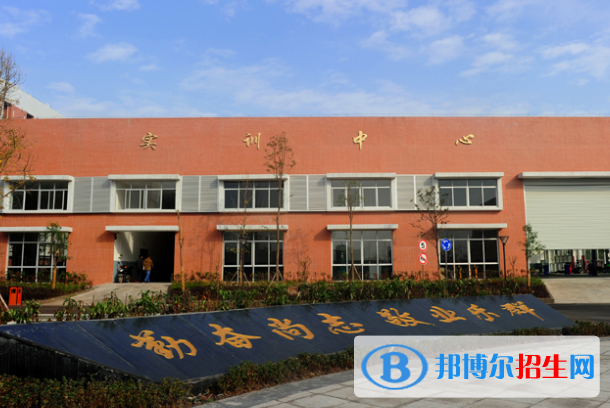 重慶2022年關于鐵路學校的大專學校