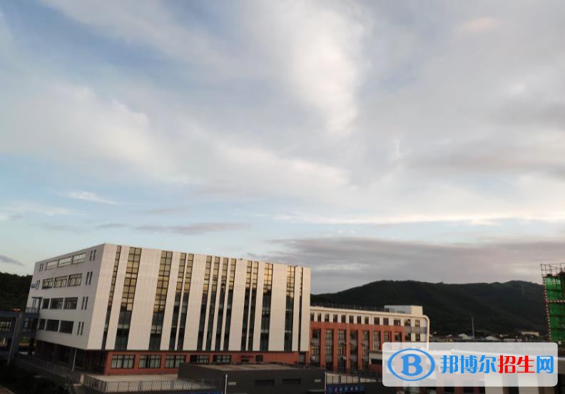 岱山職業(yè)技術(shù)學(xué)校2020年報(bào)名條件、招生要求、招生對(duì)象