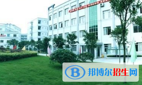 重慶2022年初中生女生讀什么鐵路學(xué)校好