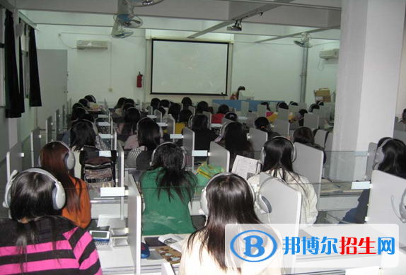 荊門(mén)掇刀職業(yè)高級(jí)中學(xué)2020年招生辦聯(lián)系電話