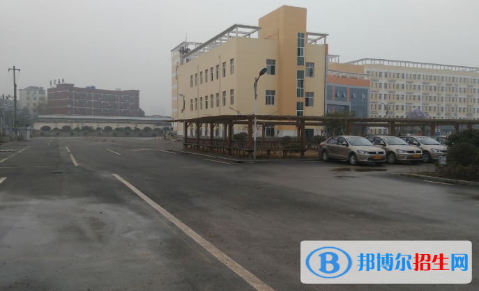黃石第一技工學校網(wǎng)站網(wǎng)址