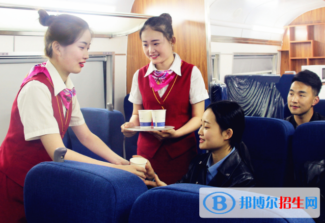 南京市2020年鐵路學(xué)校有哪些專業(yè)適合女生