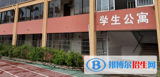 北流現(xiàn)代財經職業(yè)技術學校2020年宿舍條件 