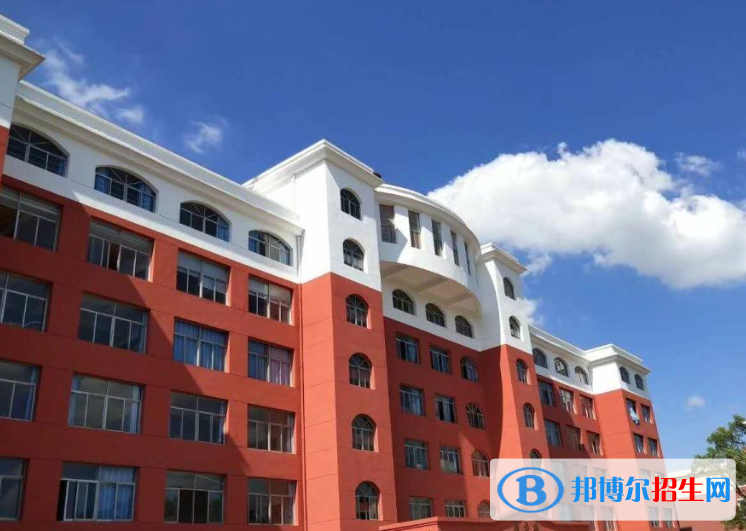 江西2020年鐵路學(xué)校多少錢