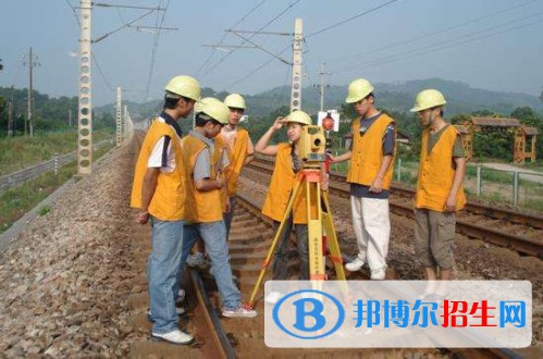 西安2020年鐵路學校要讀幾年