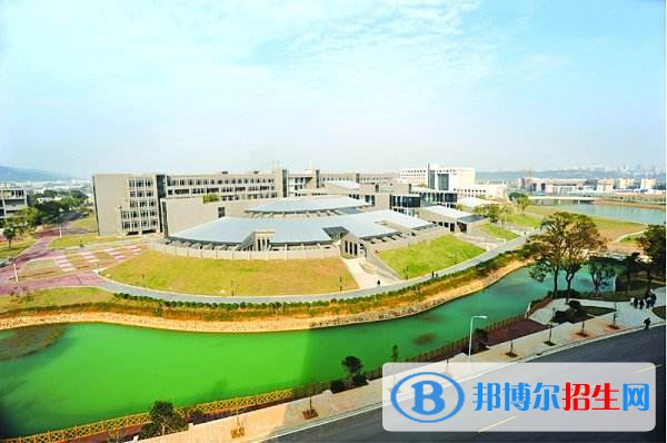 武穴財(cái)貿(mào)中等專業(yè)學(xué)校2020年報(bào)名條件、招生要求、招生對(duì)象