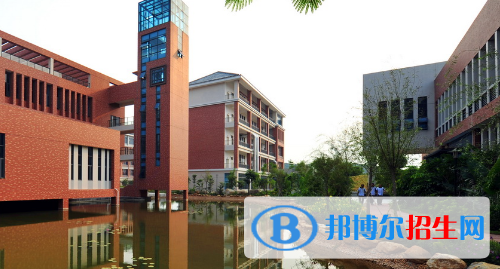 東莞輕工業(yè)學校2020年招生辦聯(lián)系電話