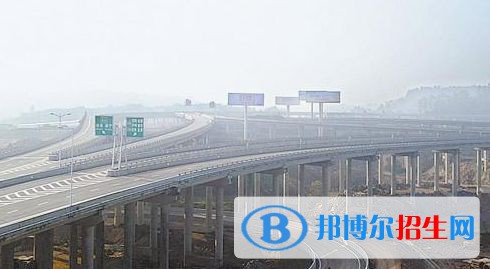 成都2020年比較好的鐵路學校大專學校